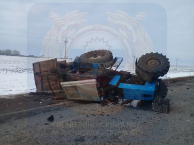 В Татарстане ДТП с участием Granta и трактора унесло жизни четверых человек