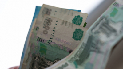 В Госдуме предложили ввести лимит на бесплатное снятие наличных 16/04/2026 &ndash; Новости