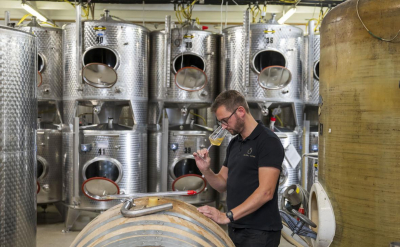 FT узнала об &laquo;озере&raquo; нераспроданных спиртных напитков на $22 млрд