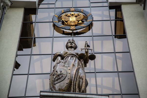 Юрист Саверский призвал идти в суд при заражении ОРВИ от коллеги на работе