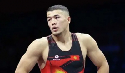 Акжол Махмудов остался без медали в Тиране