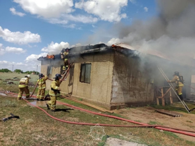 Пожар потушили в частном доме в Актюбинской области