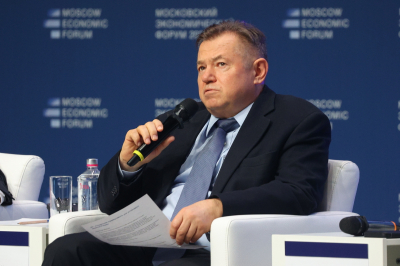 Глазьев предложил выдавать промышленности кредиты под 2&ndash;3% и&nbsp;обвинил ЦБ&nbsp;в&nbsp;блокировке роста