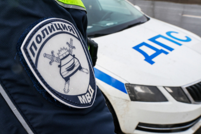 Малолетний зацепер едва не умер на дороге