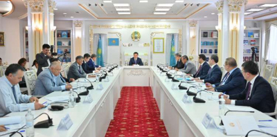 Карин провел заседание Комиссии по присуждению госпремий