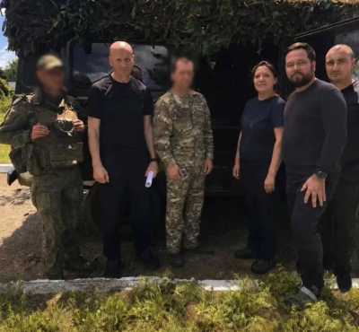 Альметьевцы доставили гуманитарный груз на СВО и встретились с бойцами