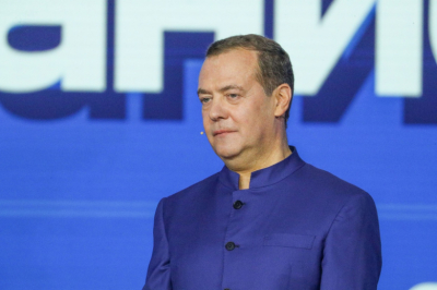Медведев сравнил украинский конфликт с гражданской войной