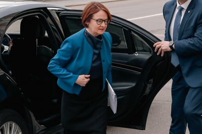 Набиуллина: у&nbsp;ЦБ&nbsp;больше уверенности, что он&nbsp;сможет продолжить снижать ставку