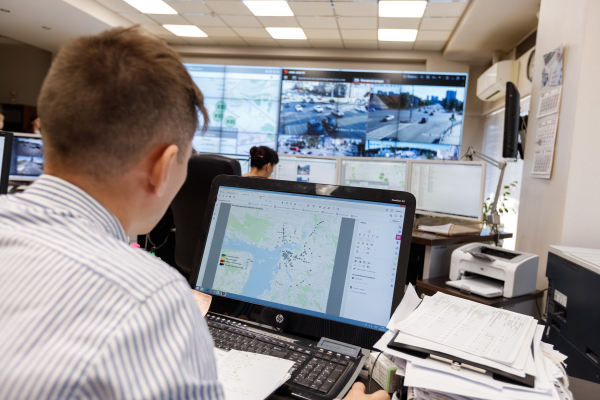 Эксперт рассказала, кого будут сокращать в&nbsp;России в&nbsp;2026 году