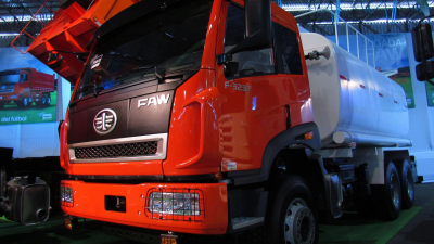 В России отзывают 14 тысяч грузовиков FAW из-за проблем с тормозами и выхлопом