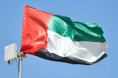 AFP: В&nbsp;Дубае прогремели взрывы над жилыми кварталами