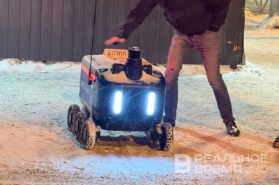 Яндекс назвал самые частые причины остановок роверов в Казани &mdash; дети и животные