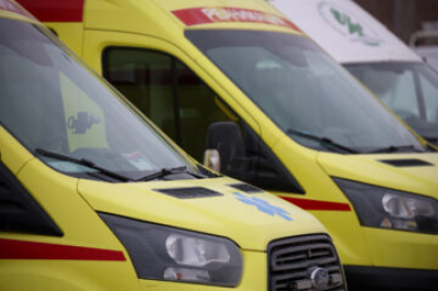 Женщина скончалась на глазах у детей после падения в игровой зоне торгового центра 02/04/2026 &ndash;