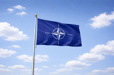 Рютте объявил о подготовке НАТО к применению статьи о коллективной обороне