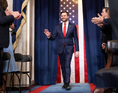 В США арестовали мужчину за угрозы убить Вэнса