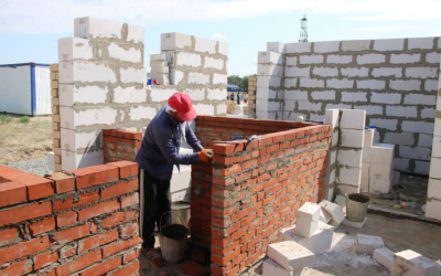 14 домов строят для пострадавших от паводка в Мугалжарском районе