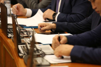 В Казахстане связанным с преступниками запретят владеть долей в финансовом учреждении