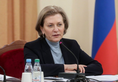 Попова требует строго контролировать детский туризм в стране