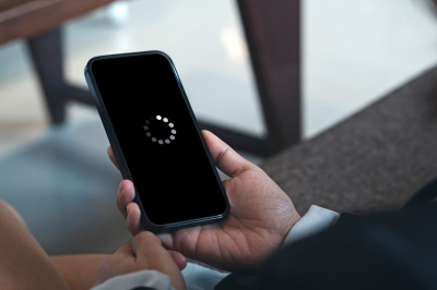 Почему не работает мобильный интернет сегодня, 13 апреля: где сбои в России