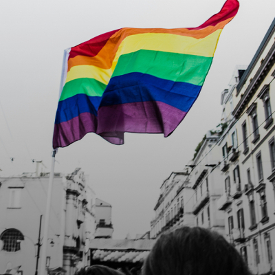 По чужим лекалам: Как Казахстан повторяет анти-ЛГБТ сценарий России и Узбекистана