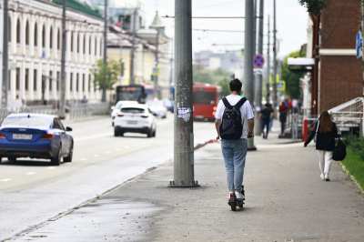 Депутат Ветров предложил ввести обучение для езды на СИМ