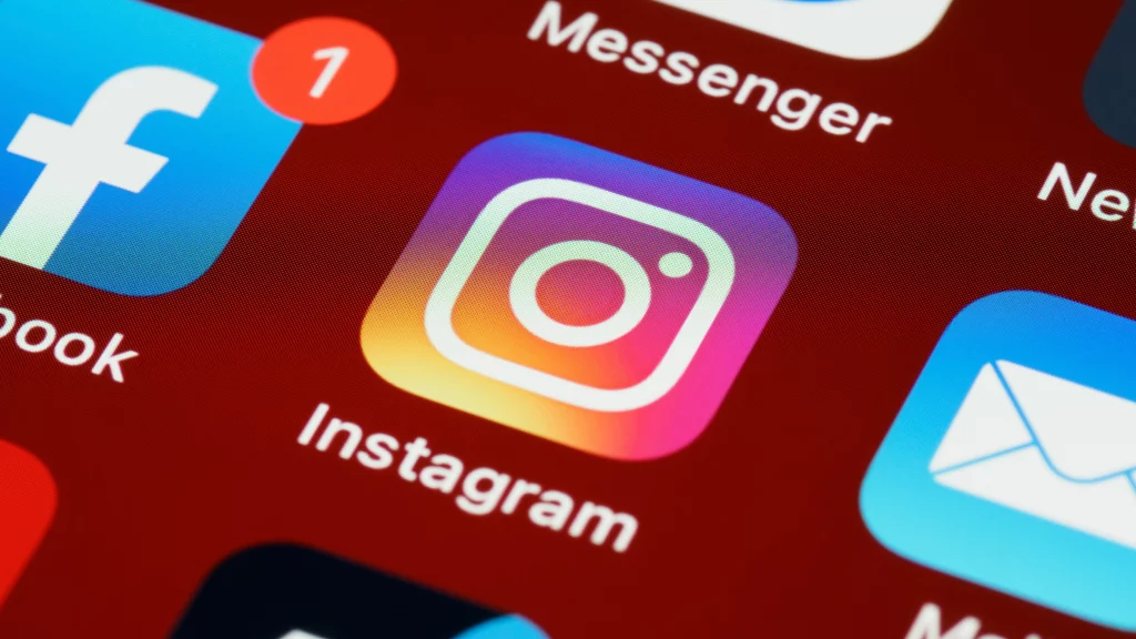 Опасный Instagram: казахстанец получил 3 года условно за нападение на «поклонника» своей жены