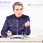 Захарова увидела лицемерие в языковом вопросе в интервью Новикова* и Дудя**