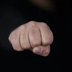 «Провоцировал»: школьный матч закончился жестоким избиением подростка в Актау