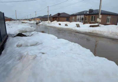 Коттеджный поселок под Казанью уходит под воду - видео 31/03/2026 – Новости